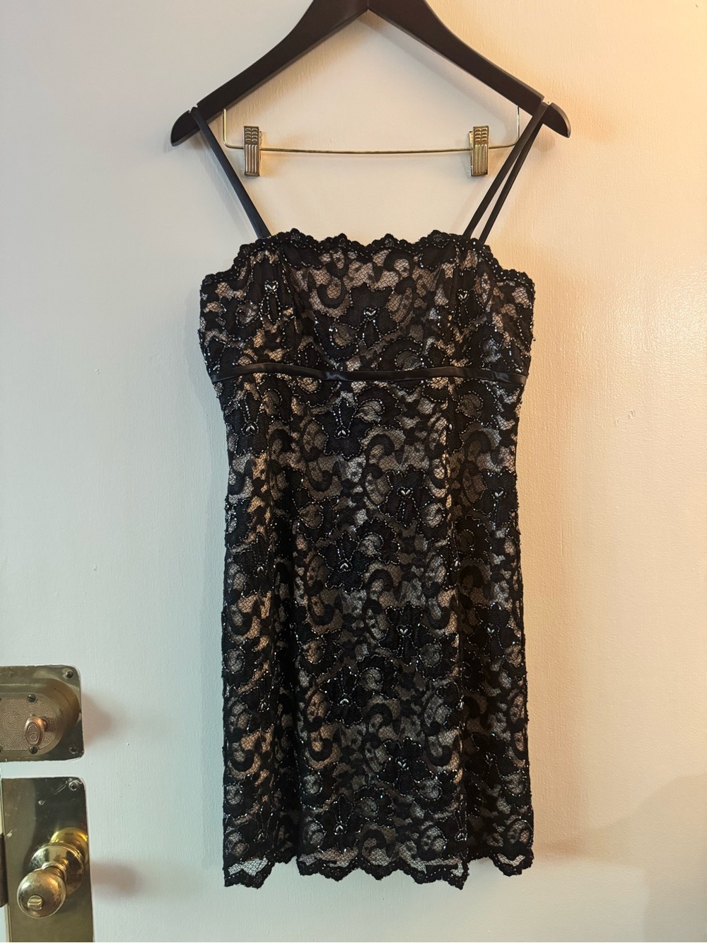 2000s vintage Basix II Black Lace Spaghetti-Strap beaded Evening Dress Size 6
